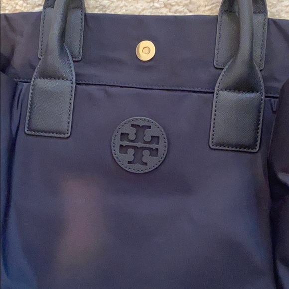 Tory Burch Ella Tote - Picture 5 of 8